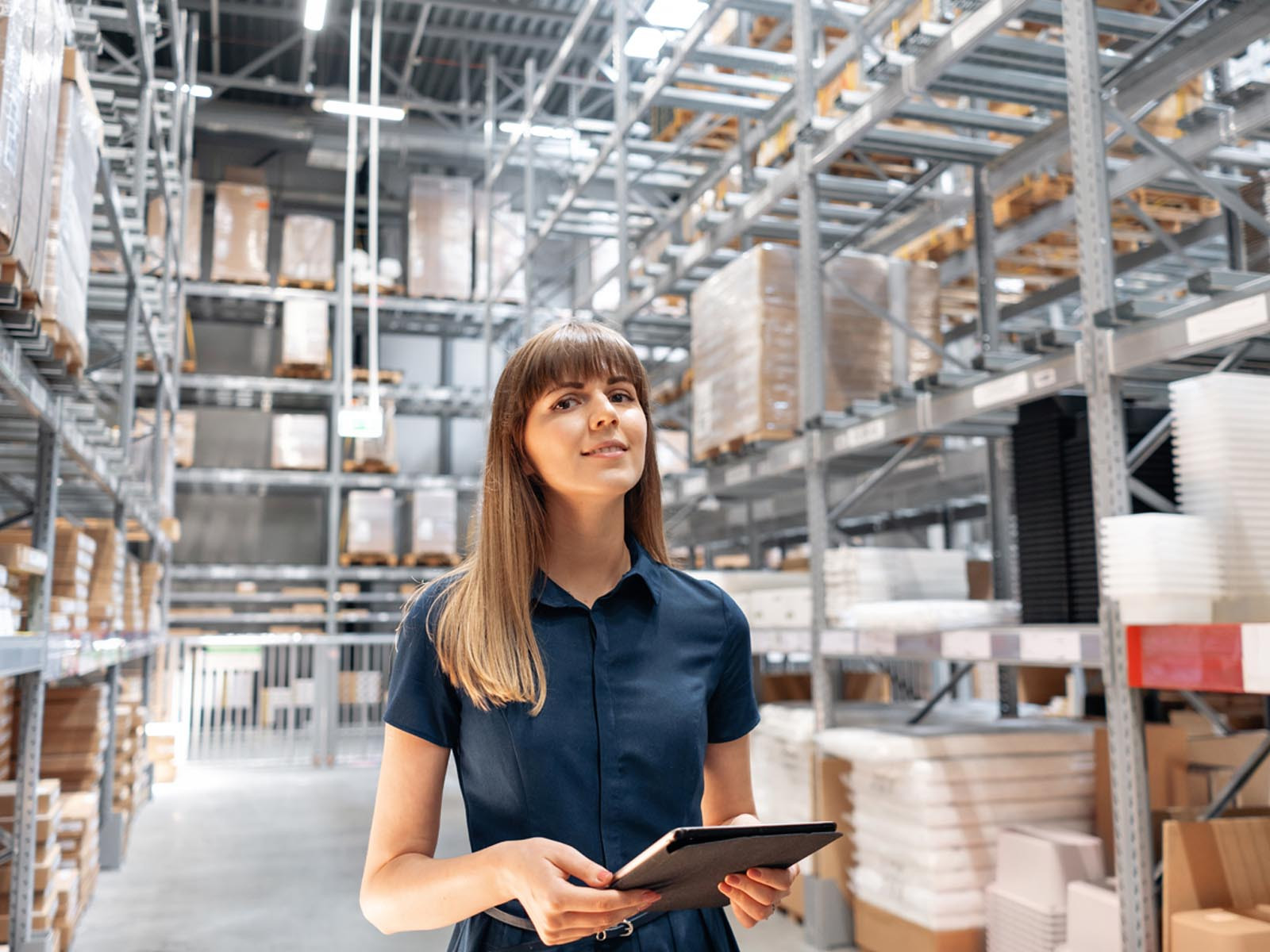 Warehouse packing products